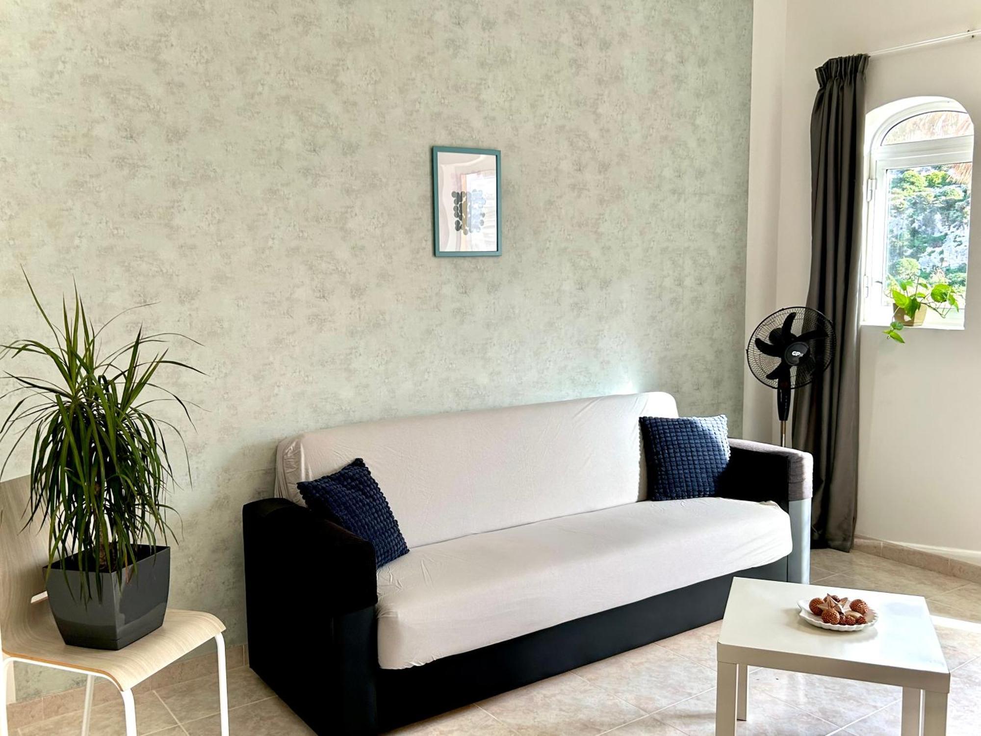 Arzella - Spacious Two Bedroom Apartments Xlendi Exterior photo