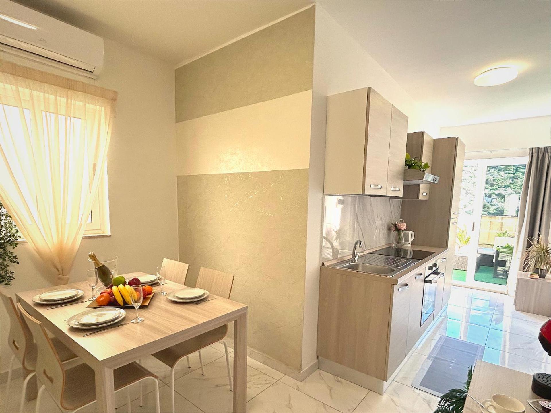 Arzella - Spacious Two Bedroom Apartments Xlendi Exterior photo