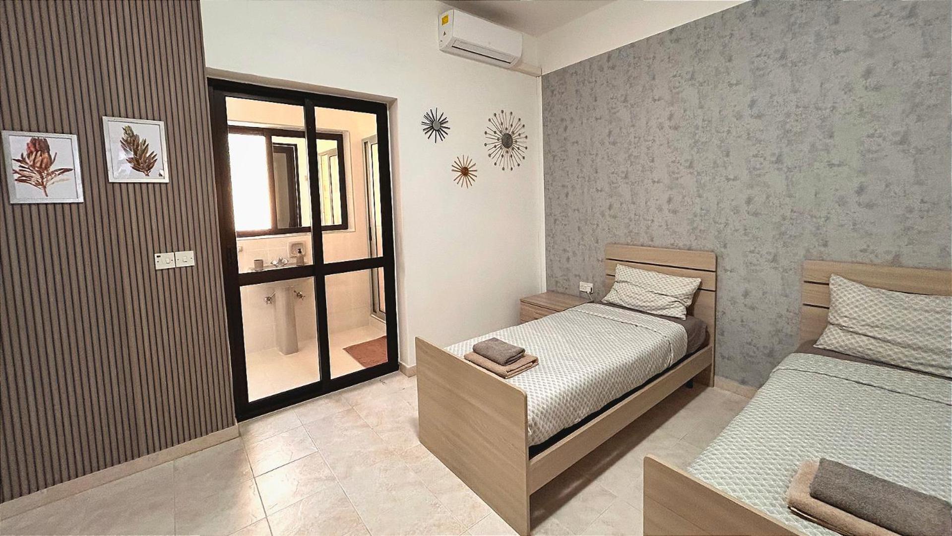 Arzella - Spacious Two Bedroom Apartments Xlendi Exterior photo